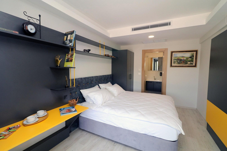 Bedroom 3, Old Farm Hotel, Kemalpaşa