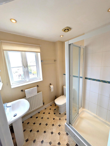 Bathroom 3, Thistle Cottage, Suffolk