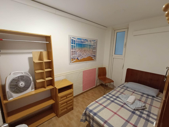 Bedroom 4, Homestay Partment A, Barcelona