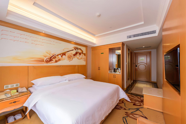 Bedroom 3, Vienna Hotel Guangxi Beihai High-Speed Railway Station, Beihai