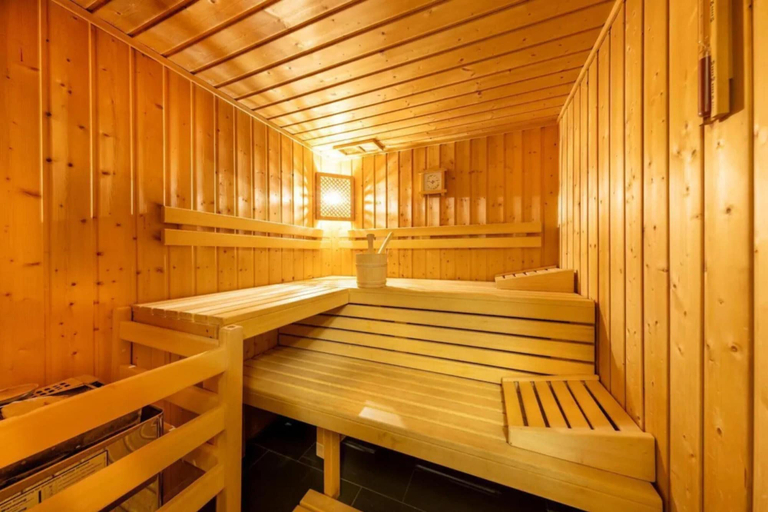 Spa treatment, Schoneben Mountain Family Retreat, Zell am See