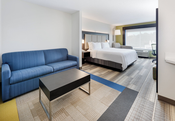 Bedroom 4, Holiday Inn Express & Suites DUBLIN by IHG, Laurens