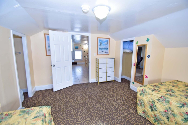 Room 3, Parrot Bay-casa Rosa C13 3 Bedroom Condo, Worcester
