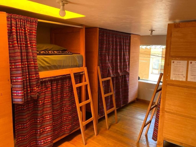 Room 1, Kamanti Hostel, Calca