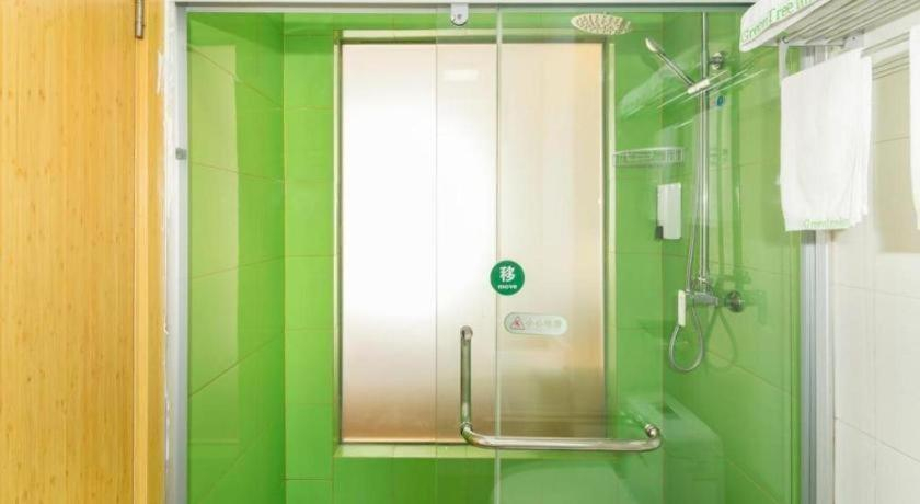 Bathroom 4, Greentree Inn Qufu High Speed Railway Station, Jining
