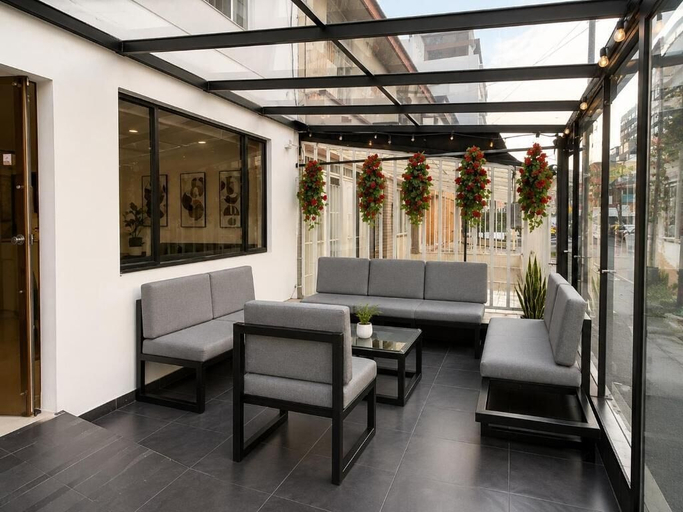 Property grounds, Hotel Embajada 47, Santafé de Bogotá