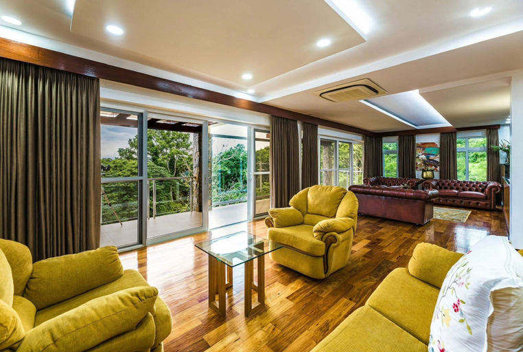 Primary image, Monk Punta Fuego Beach House Nasugbu, Nasugbu