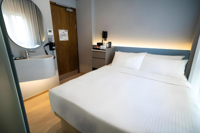 Bedroom 3, Bluewaters Pods 38 Hongkong St, Singapore
