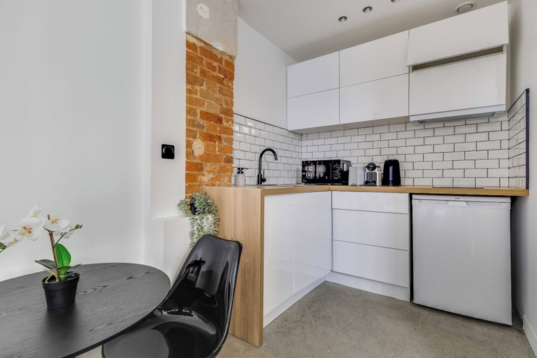 Private kitchen, Charming Studio 2P - Canal Saint Martin, Paris