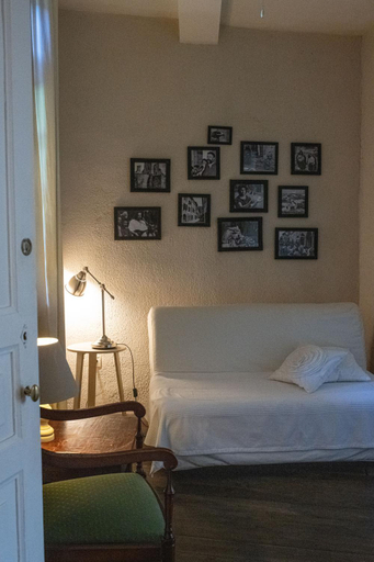 Bedroom 2, La Maison au Puits, Tarn