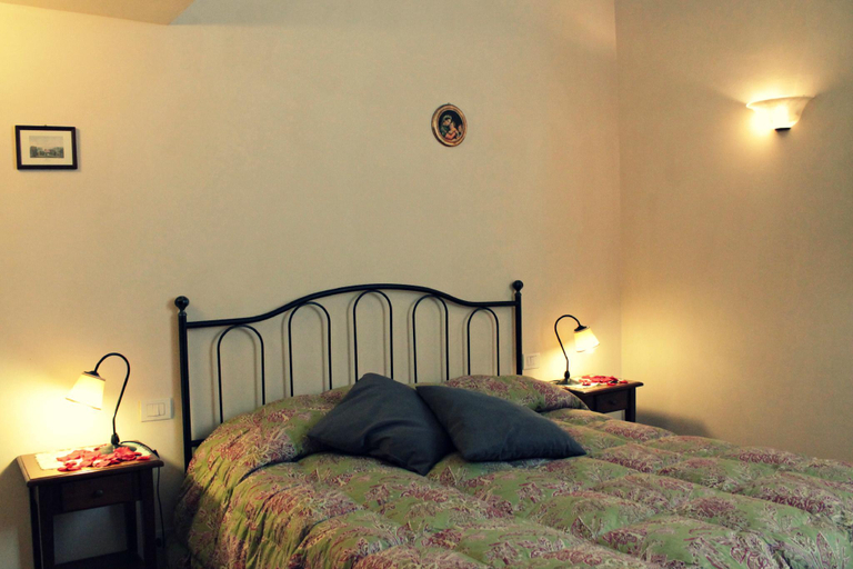 Bedroom 2, Holidays In The Heart Of Chianti, Florence