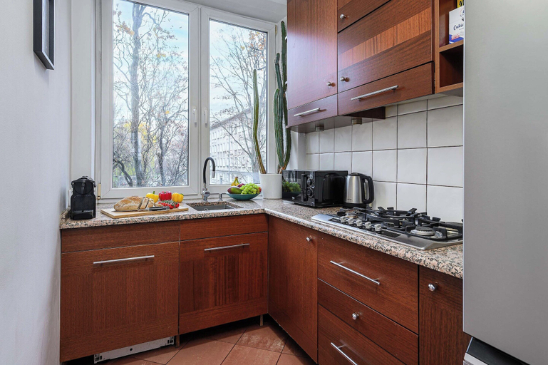 Private kitchen 2, Holiday Home by Lampaul Beach With Garden, Warsaw