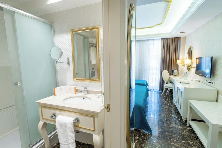 Bathroom, Flora Uzungol Resort Hotel, Çaykara