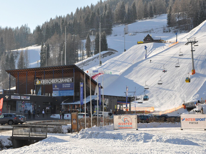 2, Modern Apartment With Sauna, Murau