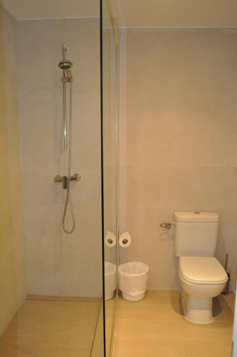Bathroom 4, Hotel Capri, Baleares