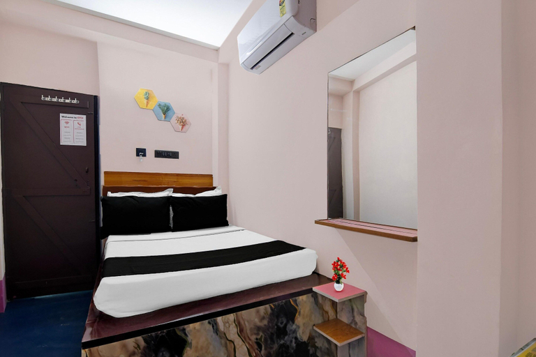 Room 2, Saver Double Secret Heaven, North 24 Parganas