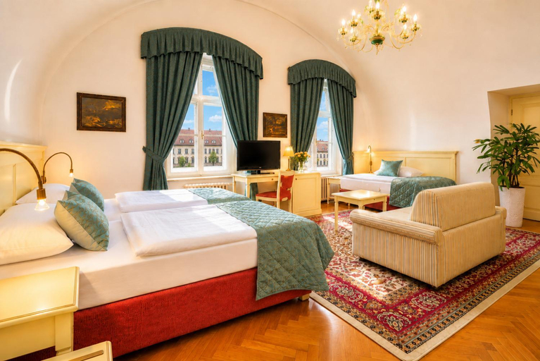 Bedroom 2, Josephine Old Town Square Hotel, Praha 1