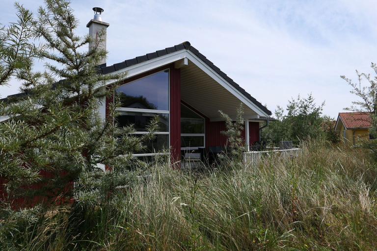 Exterior 2, Grobenbrode Seaside Walkway Cottage, Ostholstein