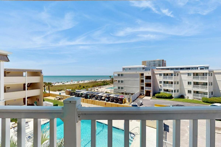 Others 4, Place at the Beach & Slice of Heaven, Horry