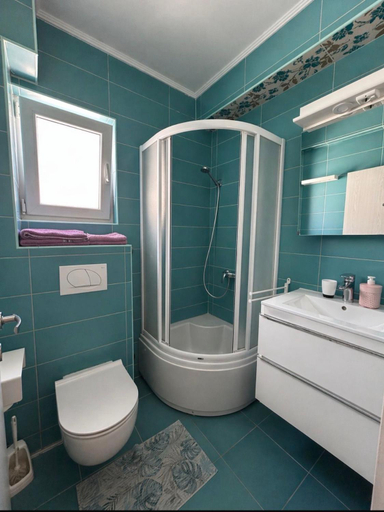 Bathroom 2, Pakovo Apartments Andrija