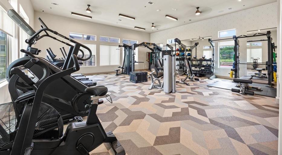 Fitness facility 4, Peaceful 1BR Stay - Pool & Gym Access, Grayson