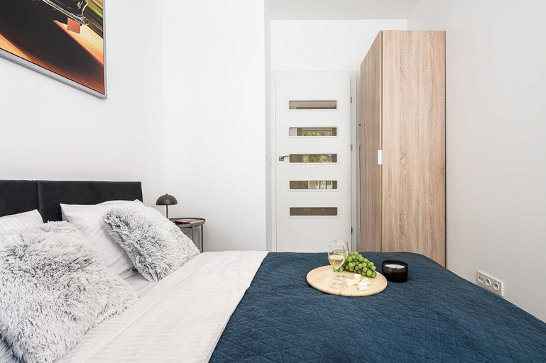 Room 5, Warsaw Flat With City Views, Warsaw
