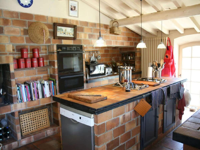 Private kitchen 4, Provencal Stone House Near Bonnieux, Vaucluse