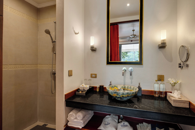 Bathroom 4, The Belle Rive Boutique Hotel, Chomphet