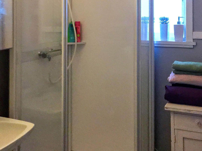 Bathroom, person holiday home in Senjahopen-By Traum, Berg