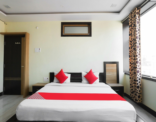Room 3, Deluxe Akhand Param, Begusarai
