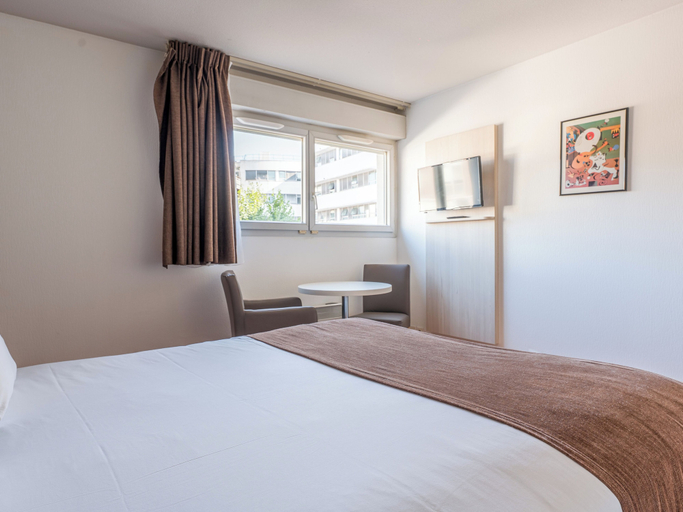 Bedroom 2, Sejours & Affaires Nantes Ducs de Bretagne, Loire-Atlantique