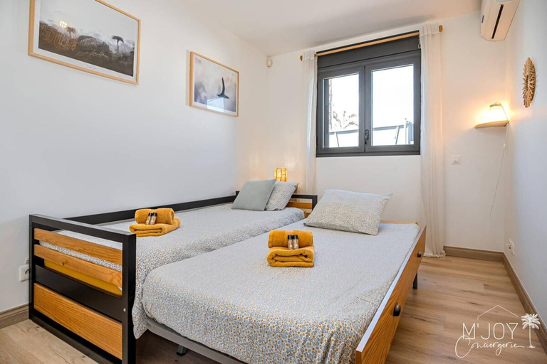 Bedroom 3, Casa Hawa - Heated swimming pool Sea and mountain view, Saint-Pierre