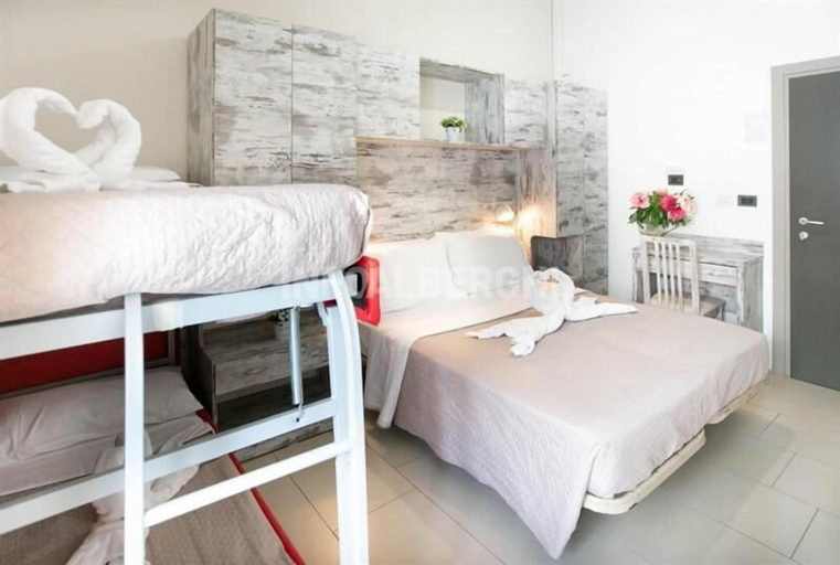 Bedroom 2, Hotel Oasi del Mare, Rimini