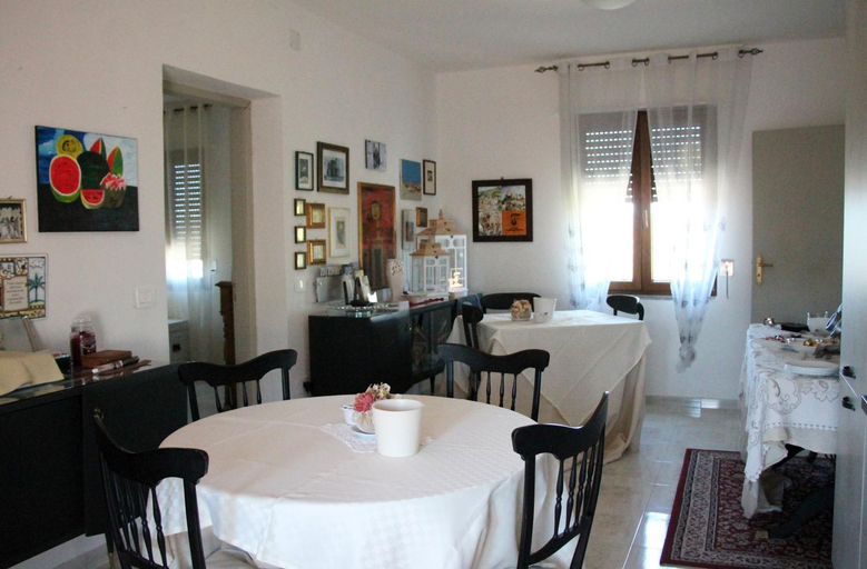 Food & Drinks 3, AgriBnB Casa Furnaredda, Potenza
