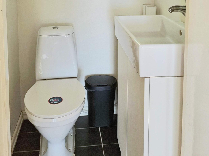 Bathroom, person holiday home in SAFFLE-By Traum, Säffle