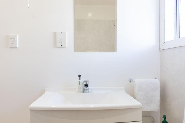 Bathroom 3, Mount Hutt Motels, Ashburton