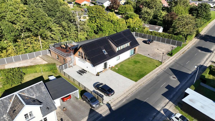 Exterior & Views 5, Cozy 4 pers. house in Odense with free parking, Odense