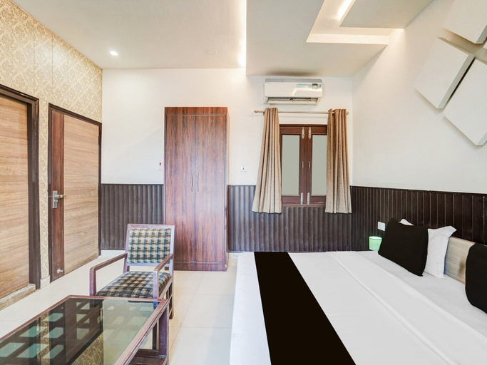 Room 3, Premium Hotel Corbet Inn, Udham Singh Nagar