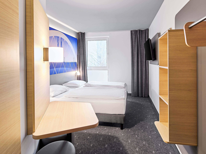 Bedroom 3, B&B Hotel Köln-Messe, Köln