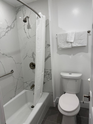 Bathroom 3, Florentina Motel - Los Angeles, Los Angeles