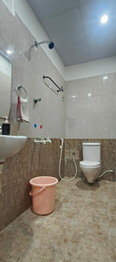 Bathroom 3, ROYAL GREEN RESIDENCY (CHENNAI AIRPORT), Kancheepuram