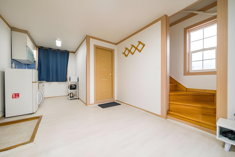 Bedroom 2, Donghae Udal Ocean Tennis Pension, Donghae