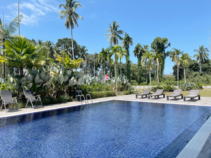 Sport & Beauty, ROXY SEMATAN BEACH TOWNHOUSE DELUXE 8, Lundu