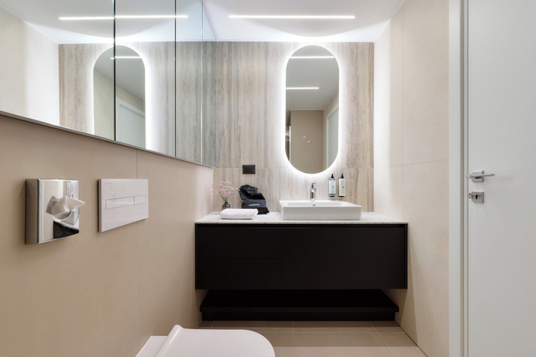Bathroom 2, Urban Nook - Design Suites, Split