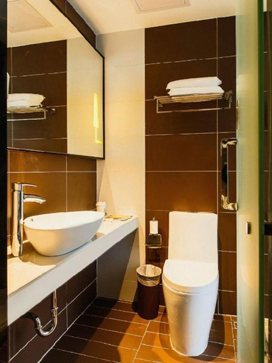 Bathroom 4, IU Hotel Guangzhou Taihe Square Branch, Guangzhou