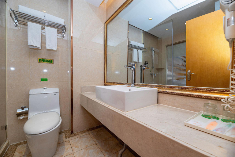 Bathroom 3, Vienna International Hotel Lhasa Potala Palace, Lhasa