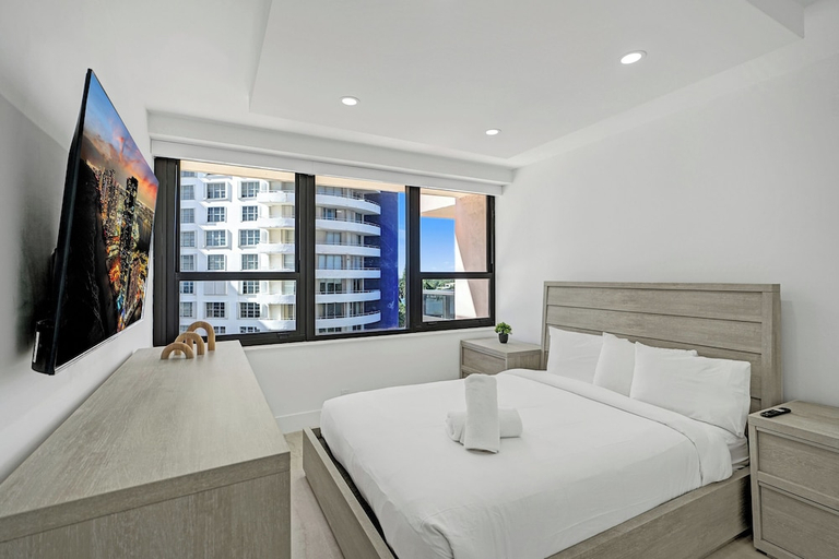 Others 5, The Alexander All Suite Oceanfront Resort, Miami-Dade