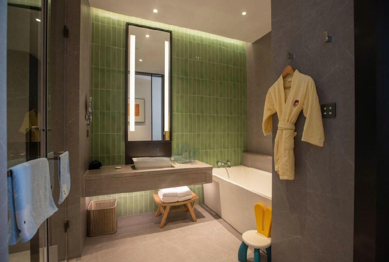 Bathroom 5, Jiaxing Yuehe Hotel, Jiaxing