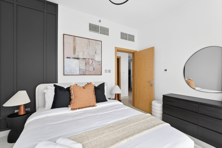 Room 3, Silkhaus Radiant Bay, Abu Dhabi City