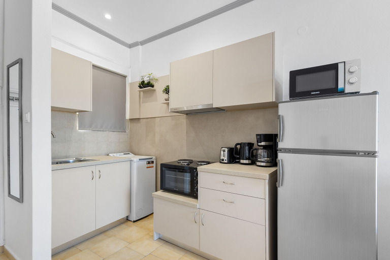 Room 5, Seafront Apartment in Chania 6, Crete